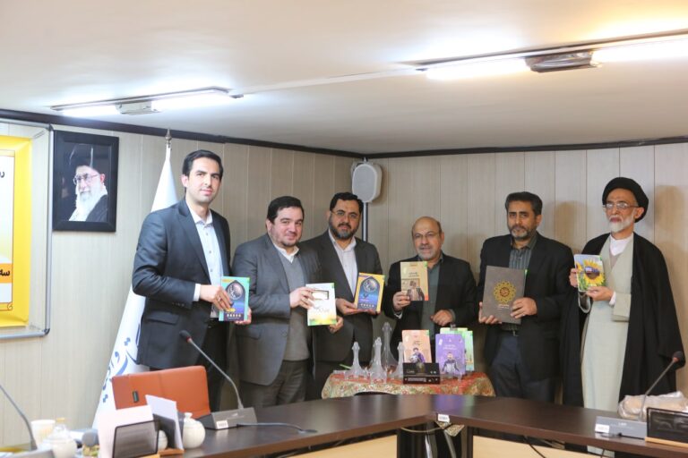 انعکاس خبری "آیین رونمایی آثار جدید الانتشار طاها" در رسانه های داخلی